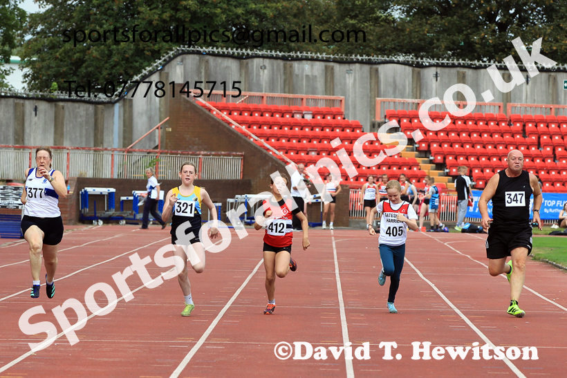 100 metres, Gateshead Tartan Games.  Photo: David T. Hewitson/Sports for All Pics